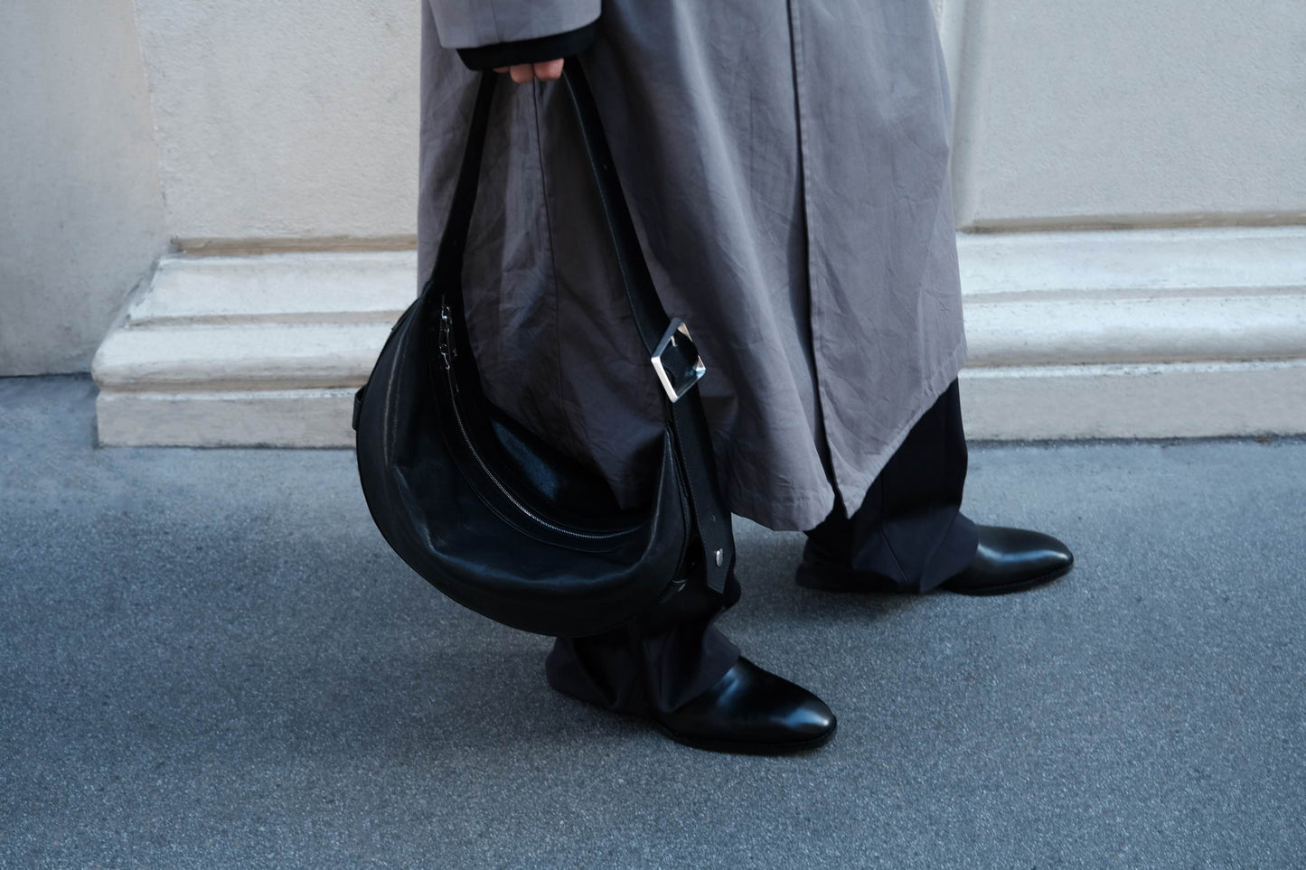 Medium Crescent Leather Shoulder Bag